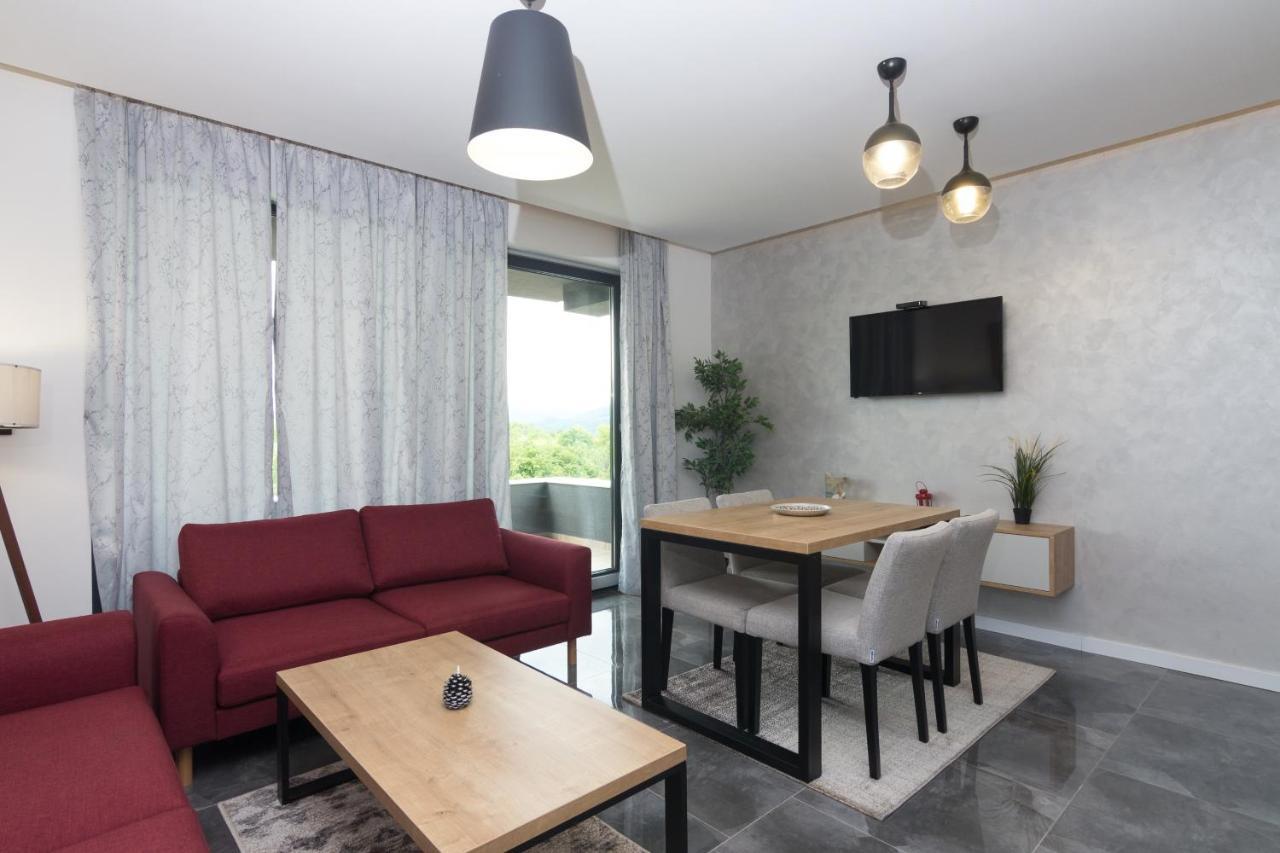Deluxe Feliciano Apartments Visoko Exterior foto